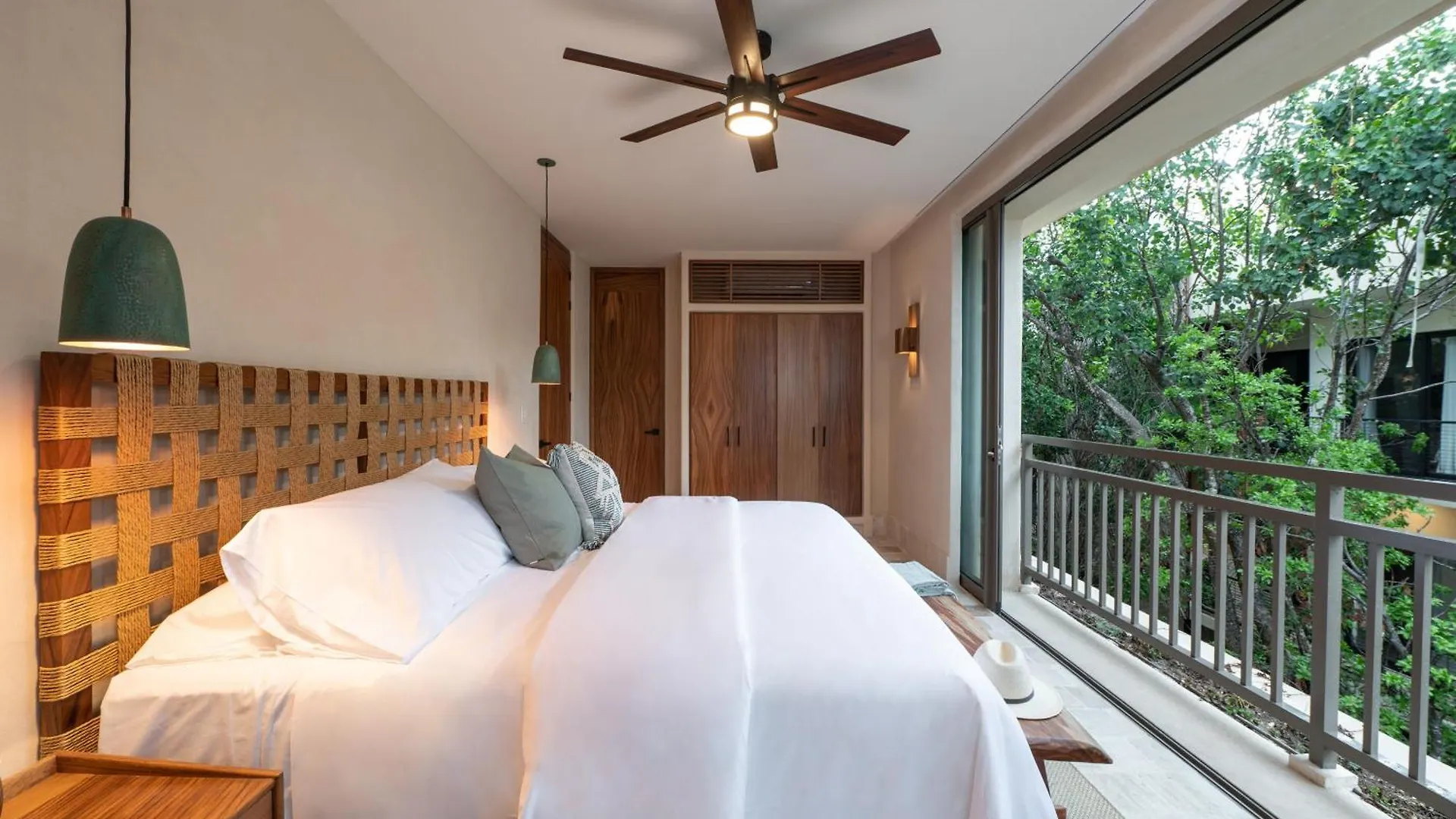 4Br Stunning Condo In Tulums Heart By Solmar Rentals Appartamento Tulum